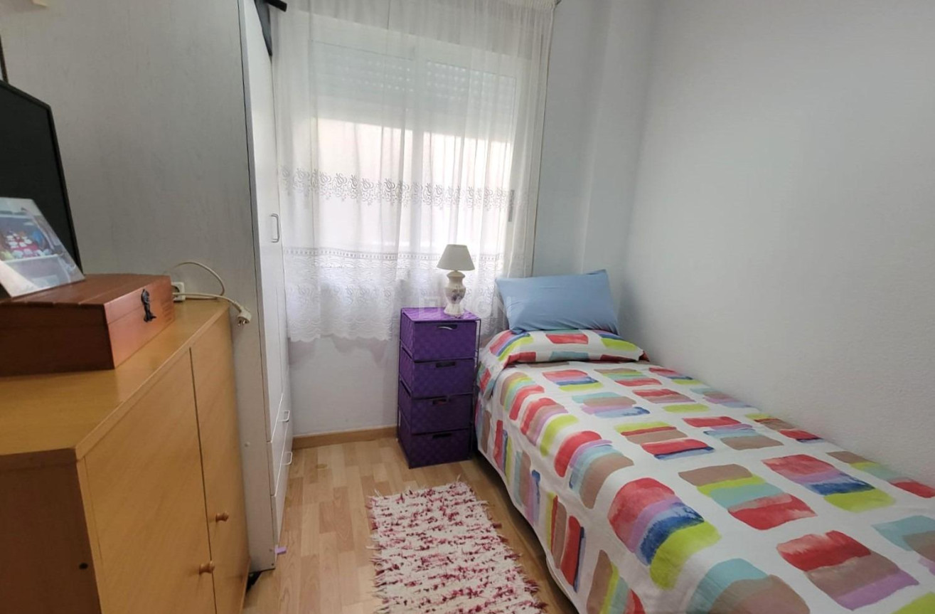 Resale - Apartment / flat - Torrevieja - Playa del Cura