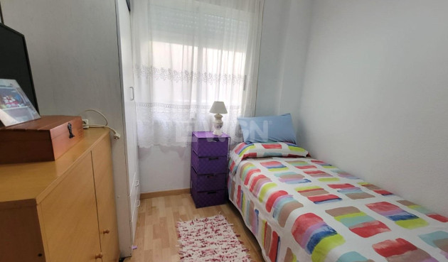 Resale - Apartment / flat - Torrevieja - Playa del Cura