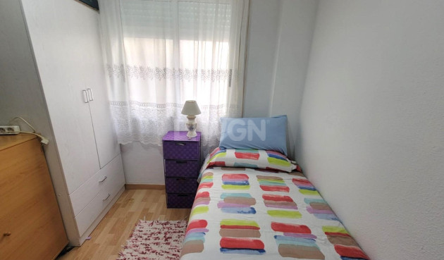 Resale - Apartment / flat - Torrevieja - Playa del Cura