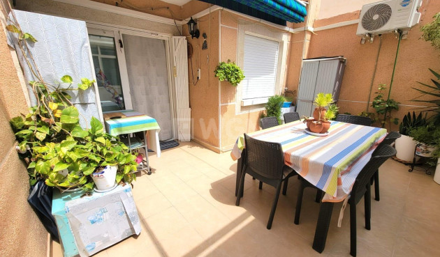Resale - Apartment / flat - Torrevieja - Playa del Cura