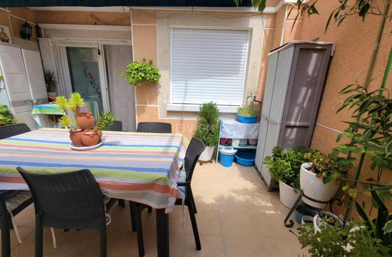 Resale - Apartment / flat - Torrevieja - Playa del Cura