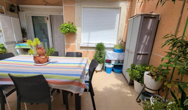 Resale - Apartment / flat - Torrevieja - Playa del Cura