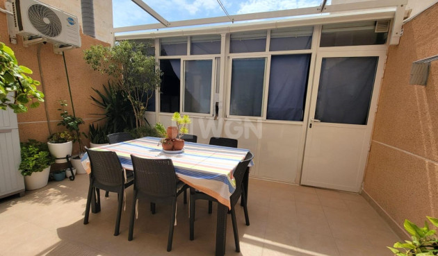 Resale - Apartment / flat - Torrevieja - Playa del Cura