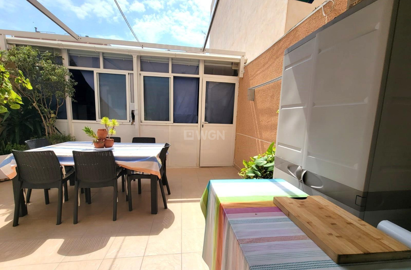 Resale - Apartment / flat - Torrevieja - Playa del Cura