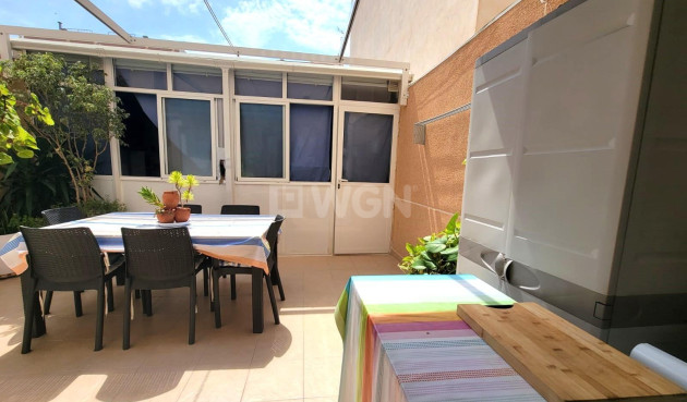 Resale - Apartment / flat - Torrevieja - Playa del Cura