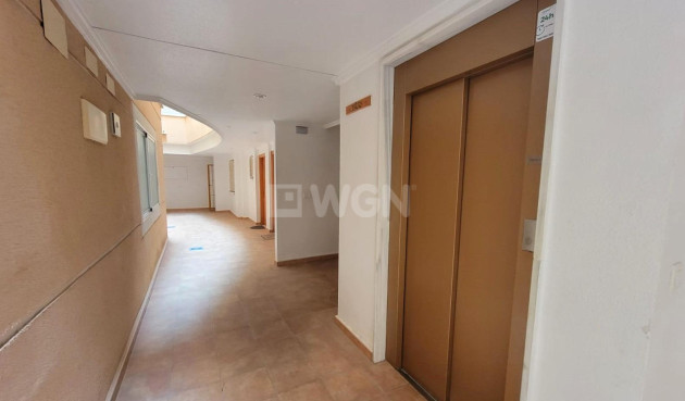 Resale - Apartment / flat - Torrevieja - Playa del Cura