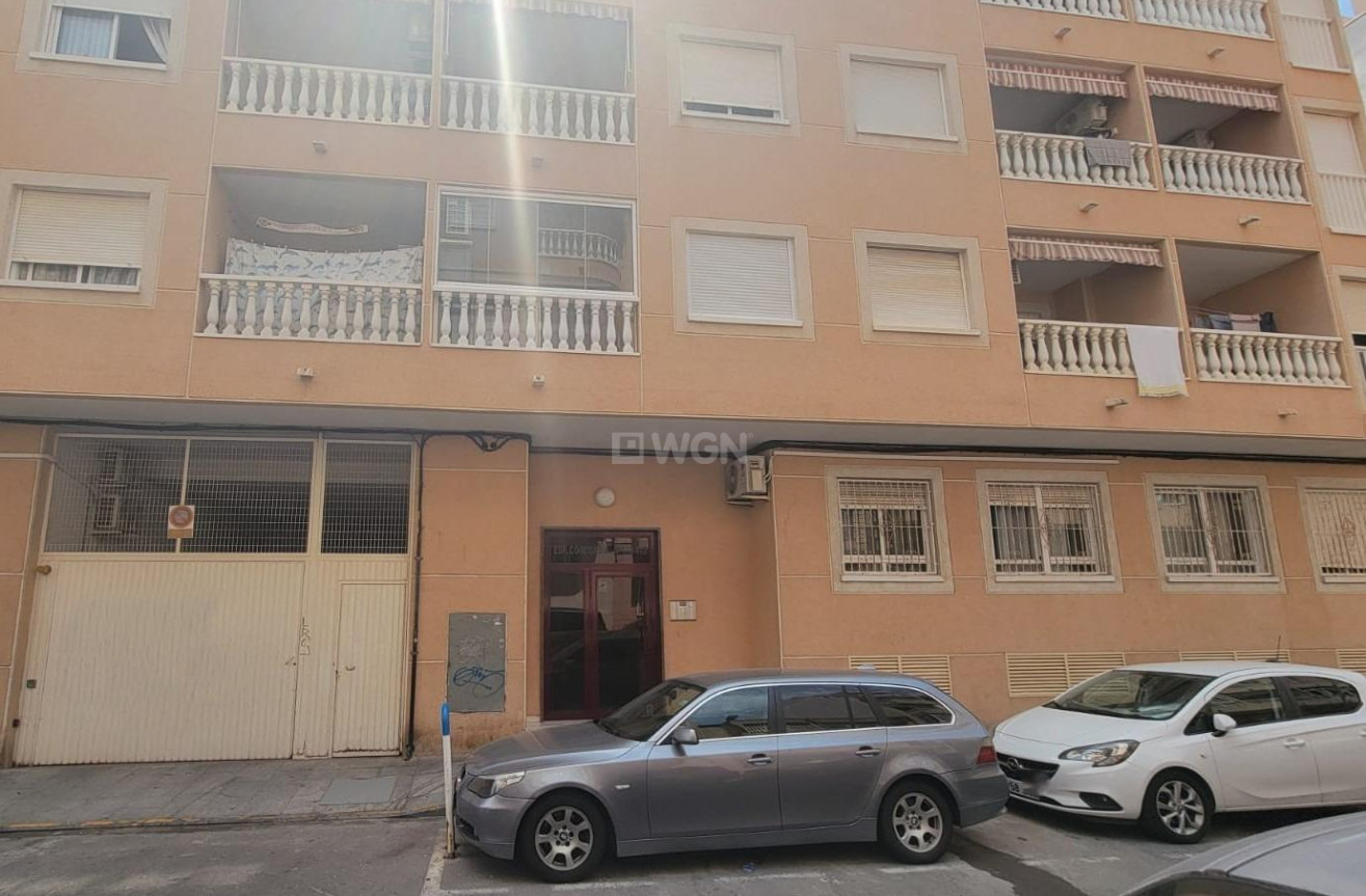 Resale - Apartment / flat - Torrevieja - Playa del Cura