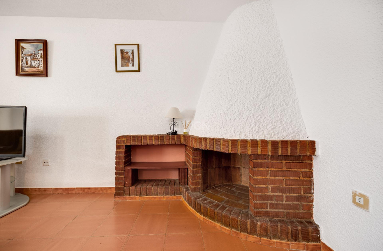 Odsprzedaż - Mieszkanie w bloku - Torrevieja - La Mata