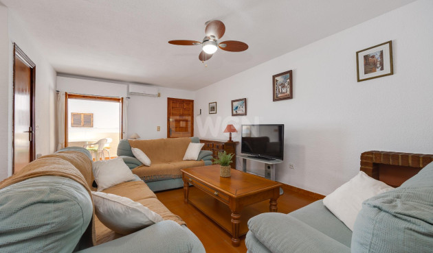 Odsprzedaż - Mieszkanie w bloku - Torrevieja - La Mata