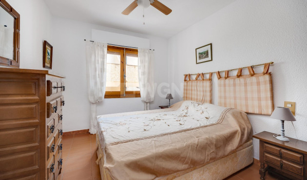 Odsprzedaż - Mieszkanie w bloku - Torrevieja - La Mata