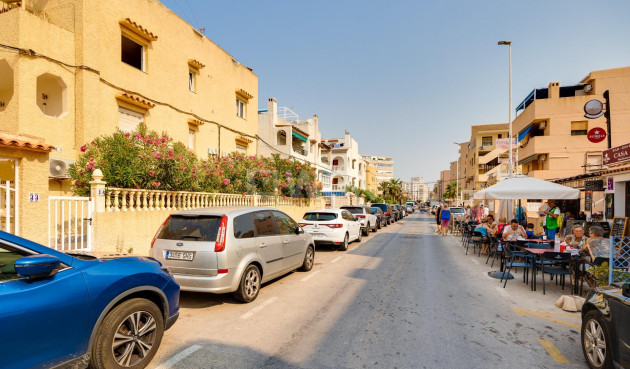 Odsprzedaż - Mieszkanie w bloku - Torrevieja - La Mata