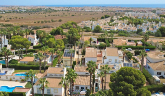 Reventa - Villa - Orihuela Costa - Costa Blanca