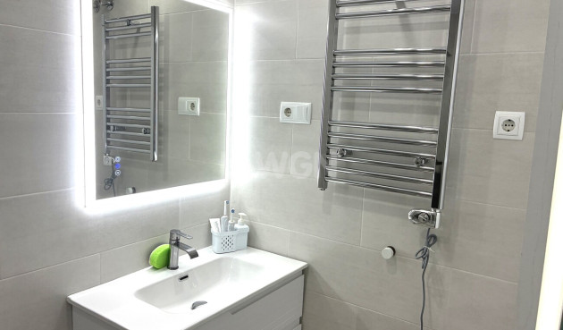 Resale - Apartment / flat - Terrazas de la Torre - Inland