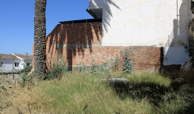 Resale - Plot / Land - Vélez-Málaga - Costa del Sol