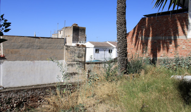 Resale - Plot / Land - Vélez-Málaga - Costa del Sol