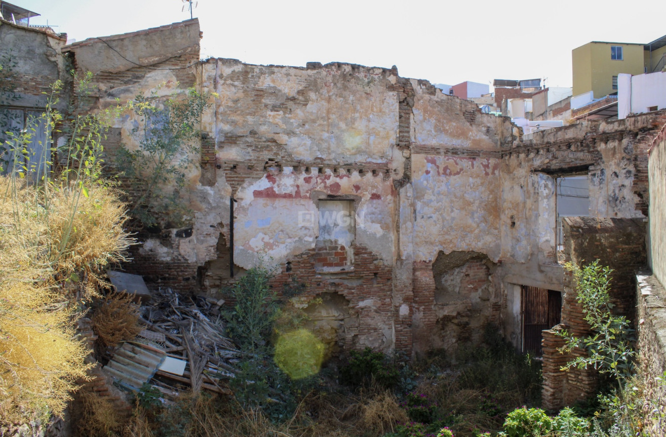 Resale - Plot / Land - Vélez-Málaga - Costa del Sol