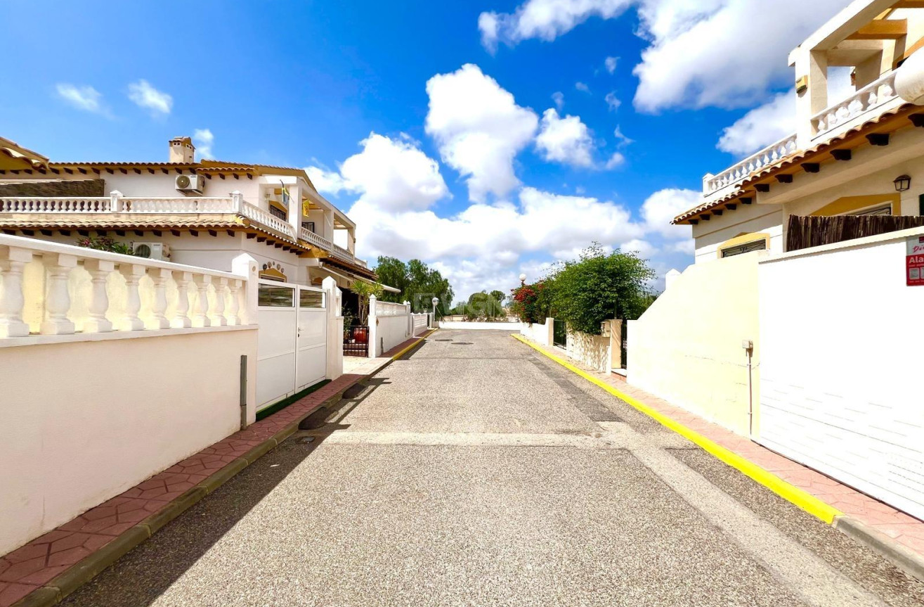 Resale - Townhouse - Orihuela - Urbanización Perla Del Mar