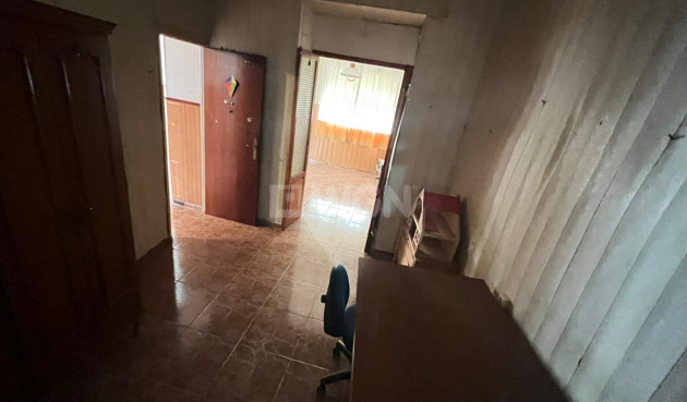 Odsprzedaż - Mieszkanie w bloku - Torrevieja