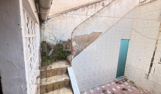 Odsprzedaż - Mieszkanie w bloku - Torrevieja