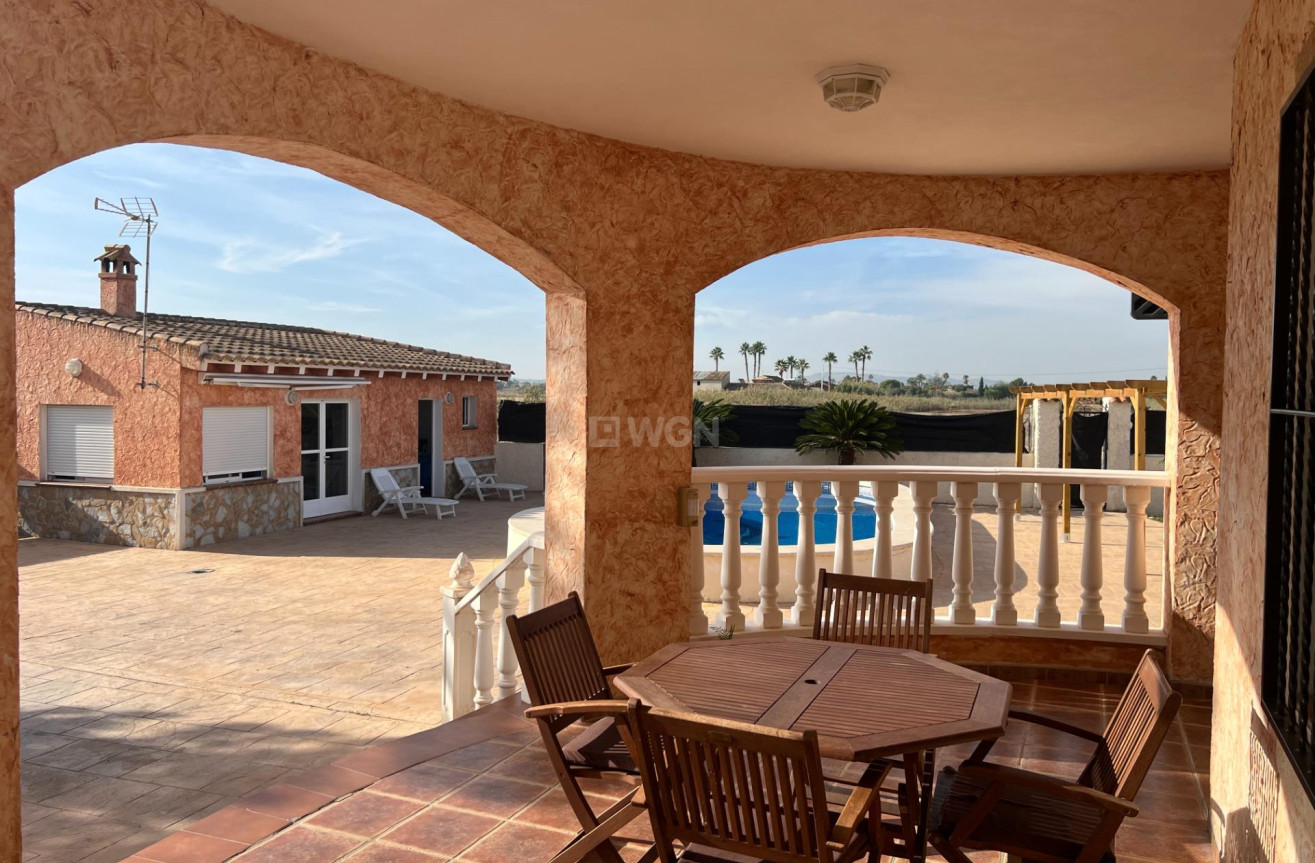 Wiederverkauf - Villa - Dolores - Cmno. Escorredor