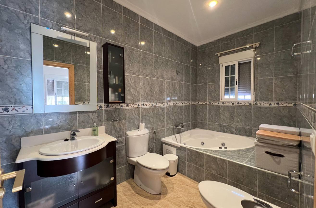 Wiederverkauf - Villa - Dolores - Cmno. Escorredor