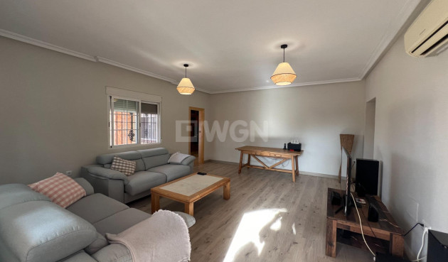 Wiederverkauf - Villa - Dolores - Cmno. Escorredor