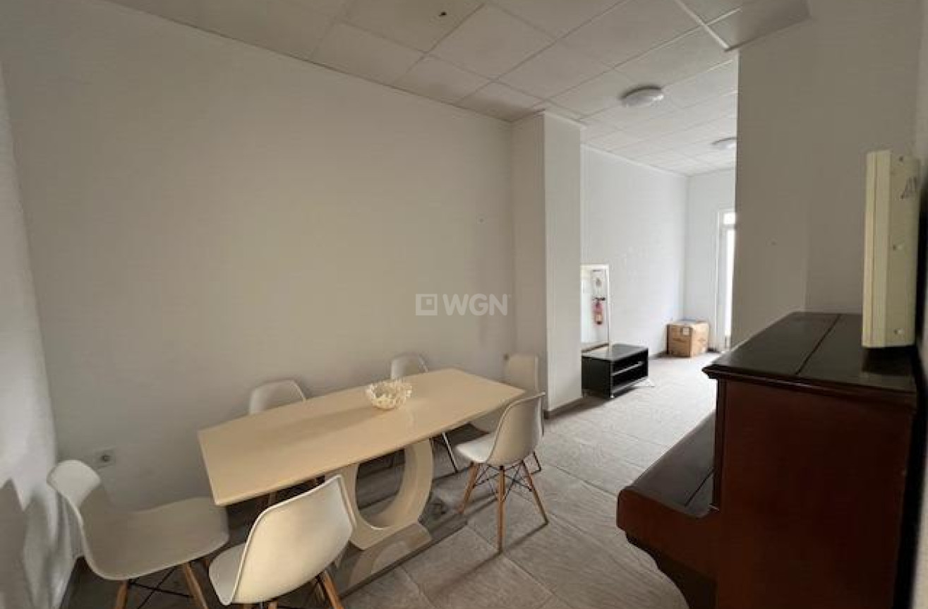 Resale - Townhouse - Dolores - Centro