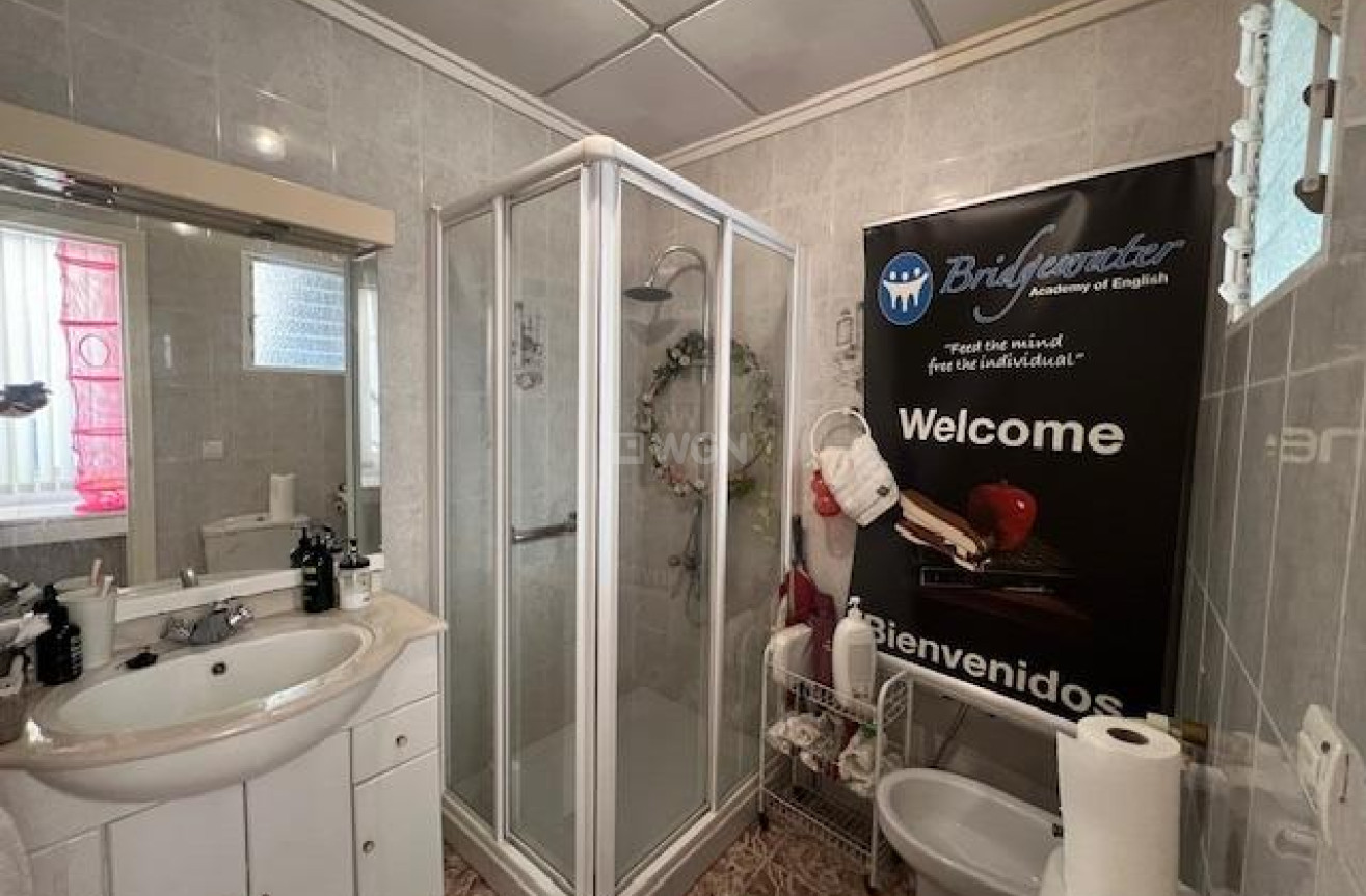 Resale - Townhouse - Dolores - Centro