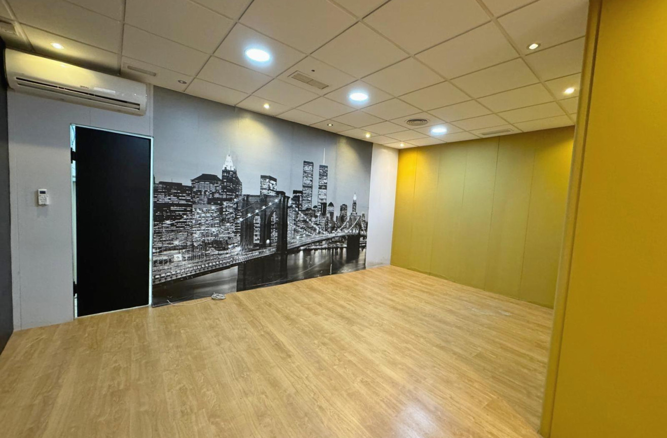 Reventa - Comercial - Guardamar del Segura - Avenida Pais Valenciàno