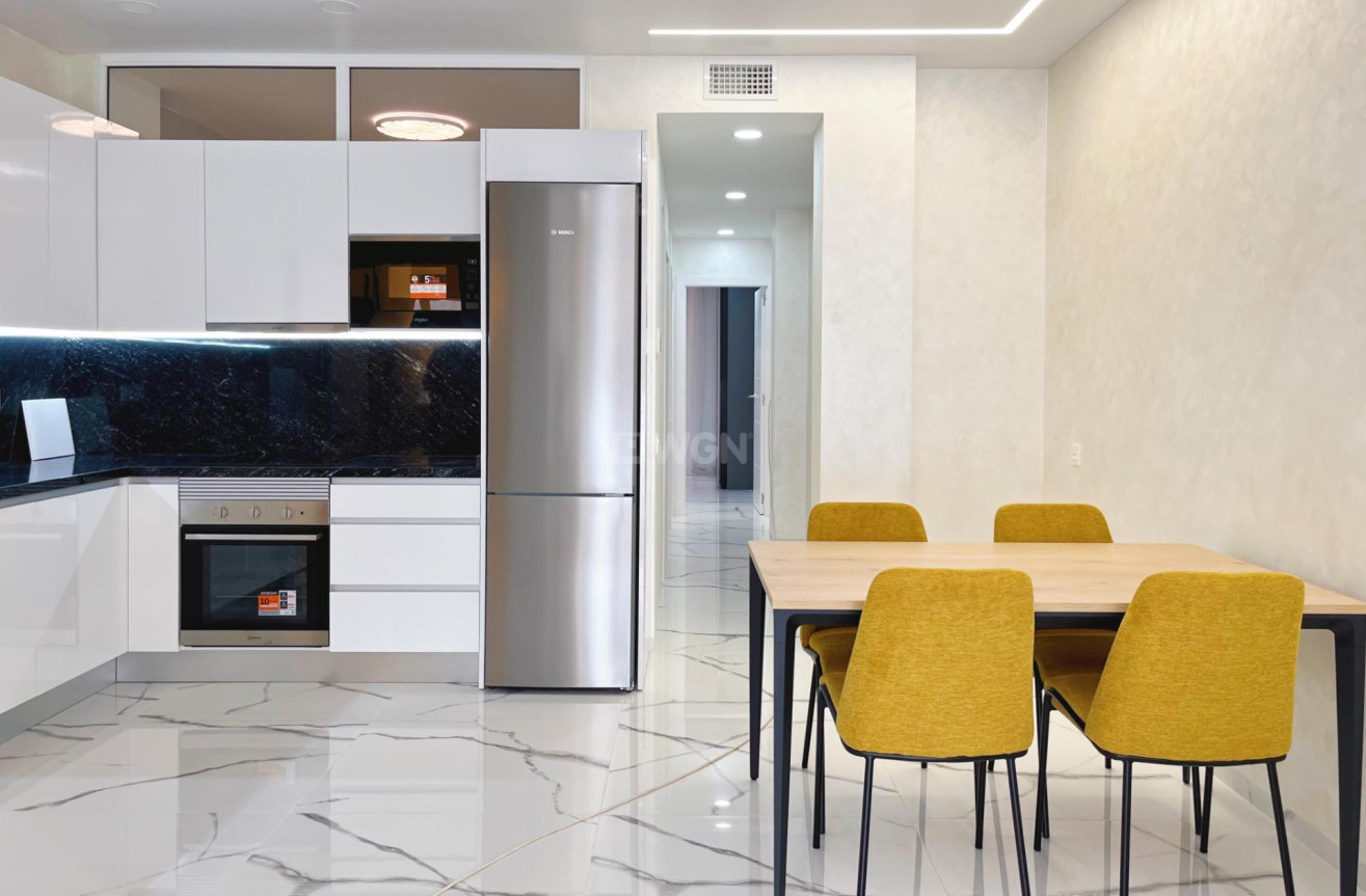 Resale - Apartment / flat - Torrevieja - Playa del Cura