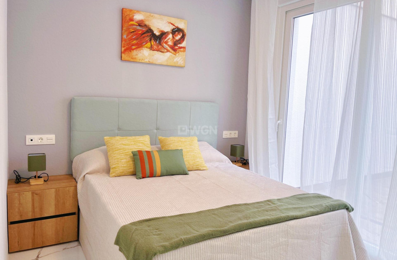 Resale - Apartment / flat - Torrevieja - Playa del Cura