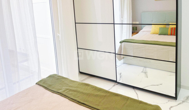 Resale - Apartment / flat - Torrevieja - Playa del Cura