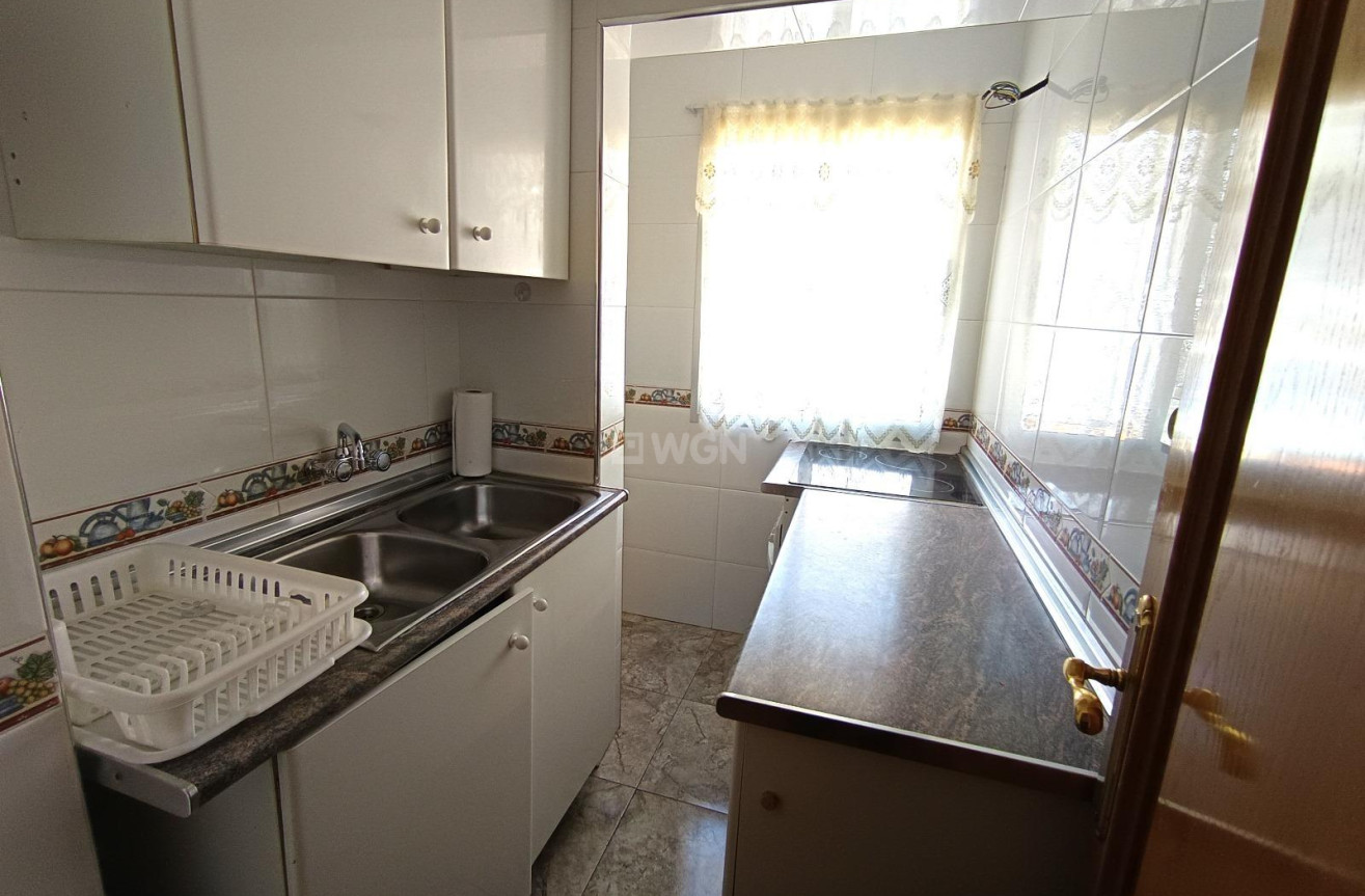 Odsprzedaż - Mieszkanie w bloku - Benidorm - Centro