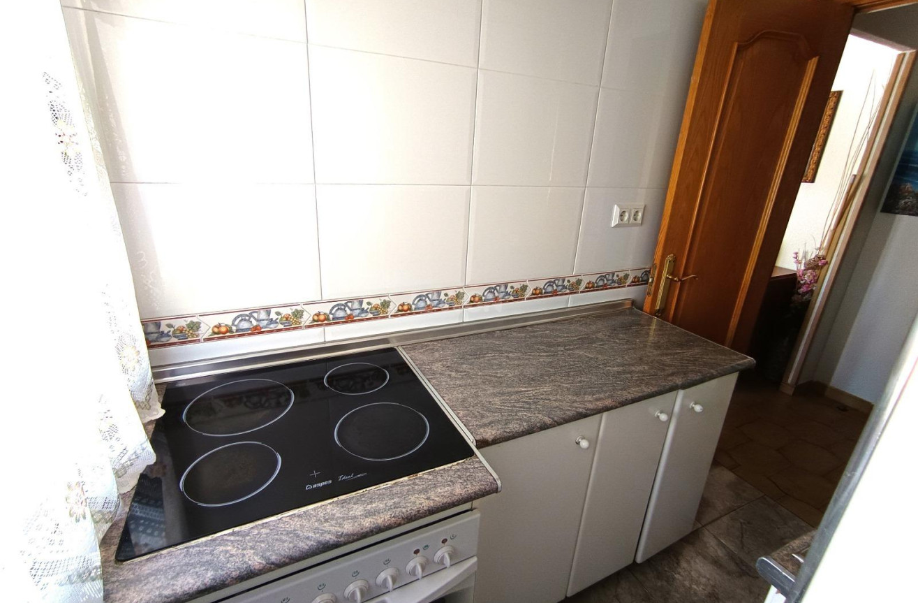 Odsprzedaż - Mieszkanie w bloku - Benidorm - Centro