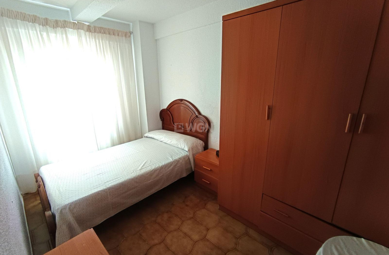 Odsprzedaż - Mieszkanie w bloku - Benidorm - Centro