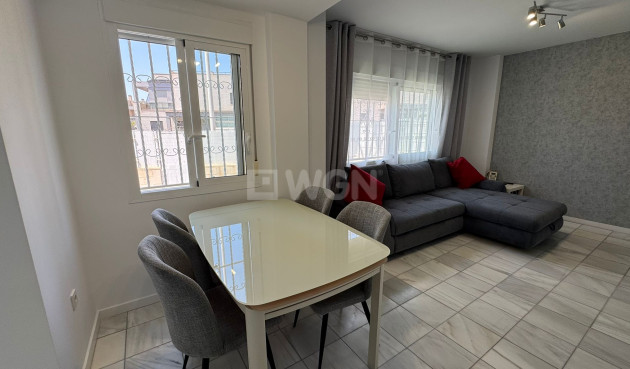 Resale - Villa - Torrevieja - Costa Blanca