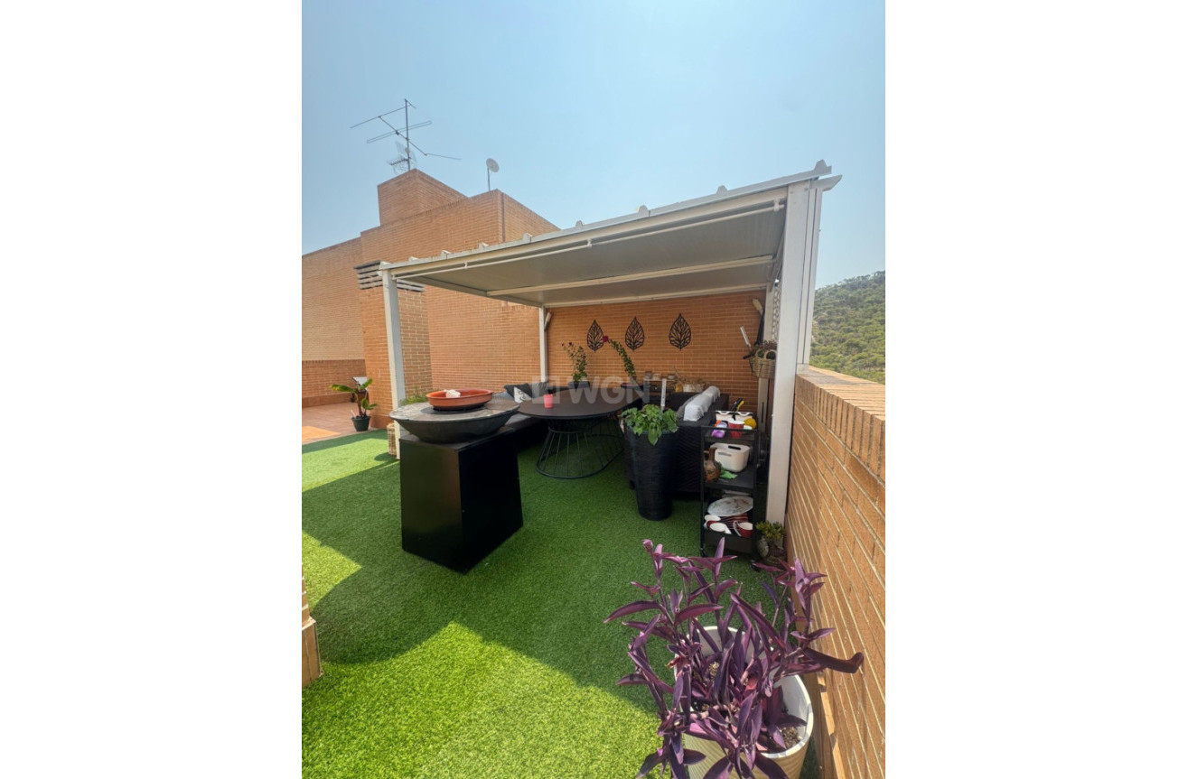 Odsprzedaż - Mieszkanie w bloku - Villajoyosa - Costa Blanca