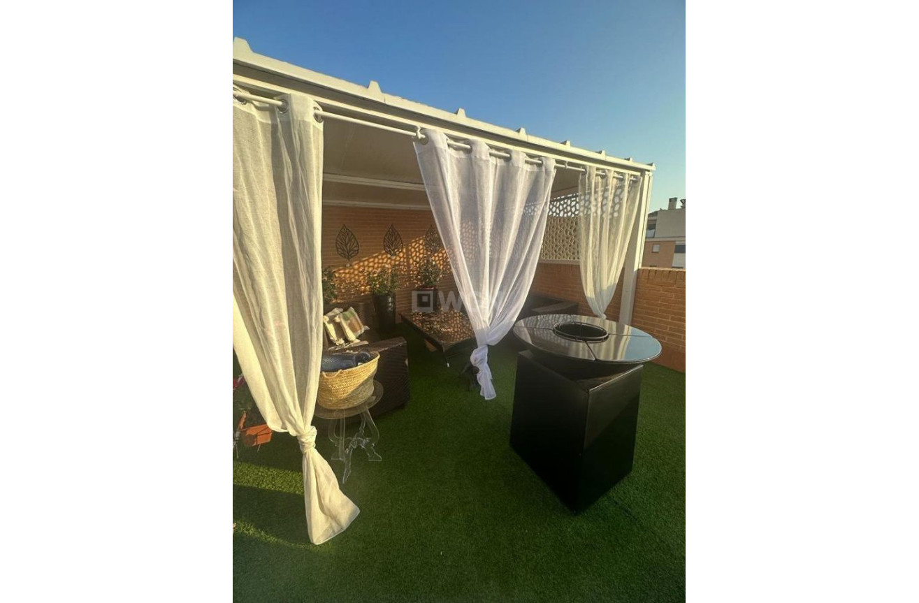 Odsprzedaż - Mieszkanie w bloku - Villajoyosa - Costa Blanca