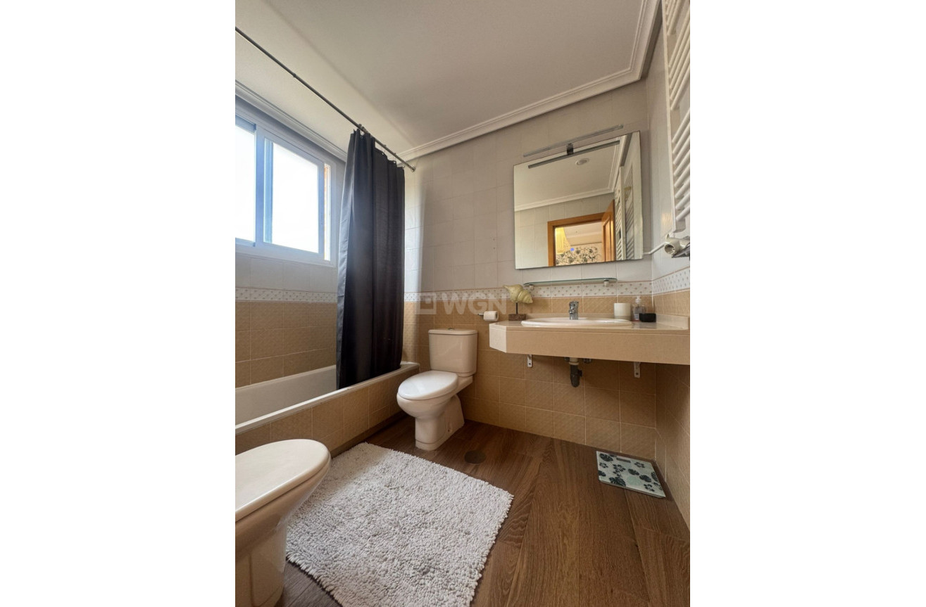 Odsprzedaż - Mieszkanie w bloku - Villajoyosa - Costa Blanca