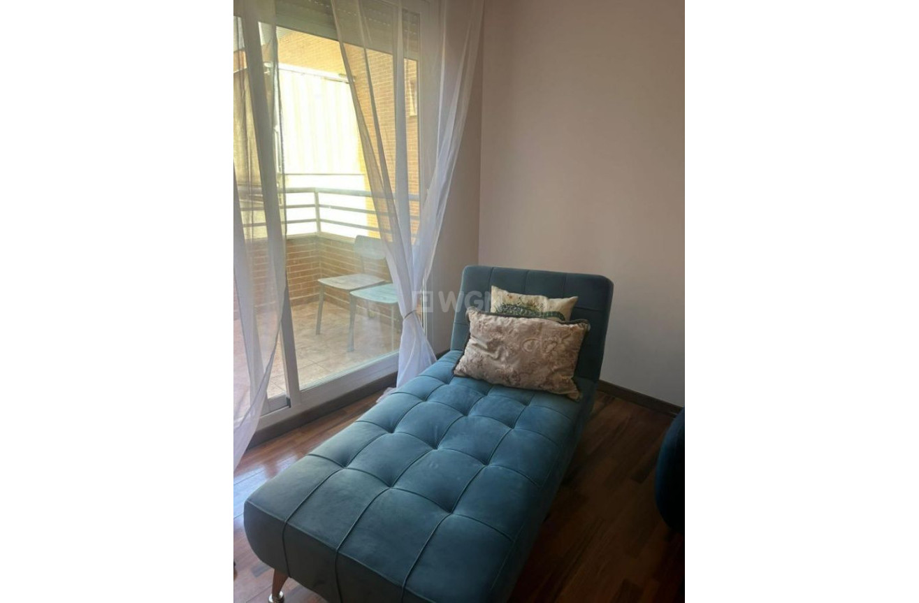 Odsprzedaż - Mieszkanie w bloku - Villajoyosa - Costa Blanca