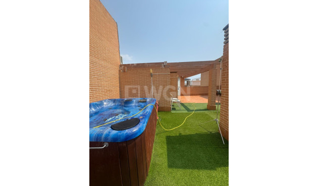 Odsprzedaż - Mieszkanie w bloku - Villajoyosa - Costa Blanca