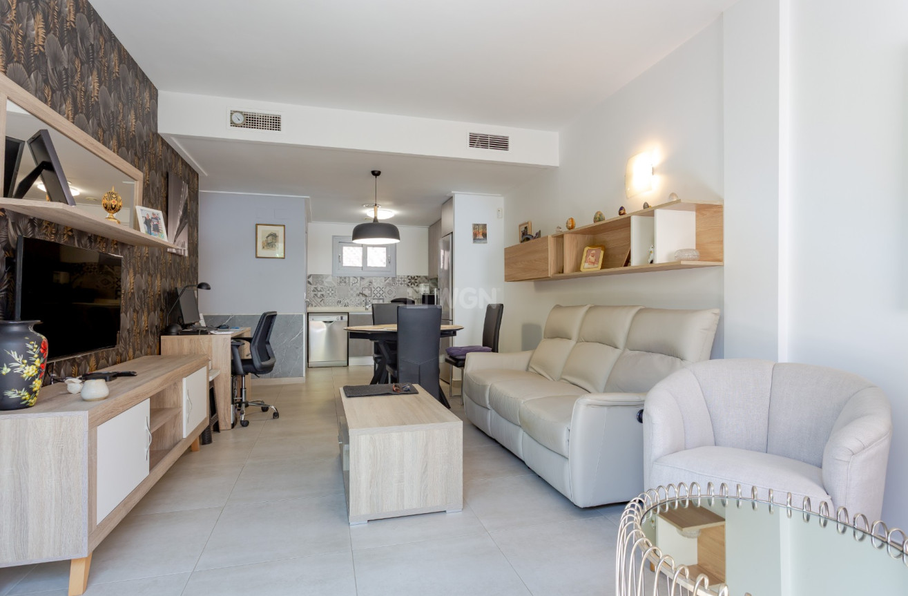 Resale - Apartment / flat - Torrevieja - Costa Blanca