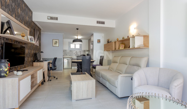 Resale - Apartment / flat - Torrevieja - Costa Blanca