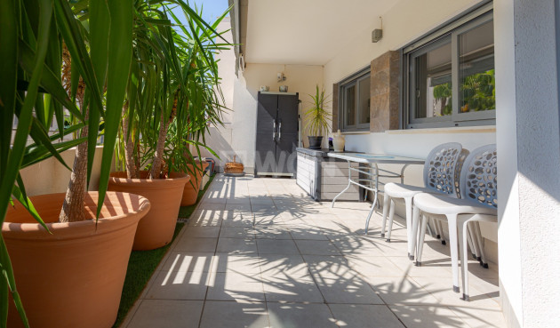 Resale - Apartment / flat - Torrevieja - Costa Blanca