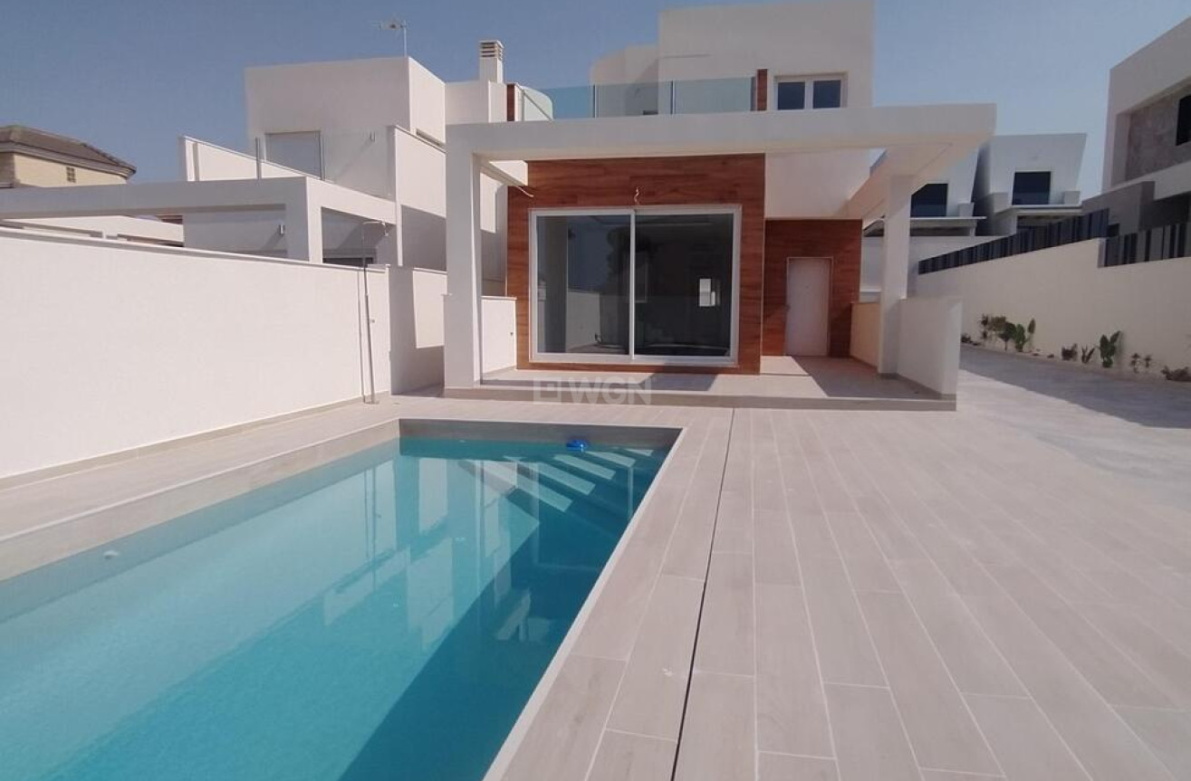 Odsprzedaż - Villa Penthouse - Torrevieja - aguas nuevas