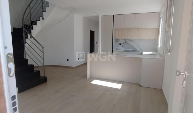 Odsprzedaż - Villa Penthouse - Torrevieja - aguas nuevas