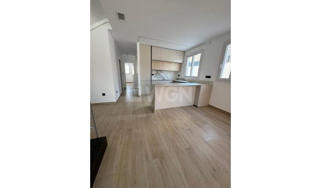 Odsprzedaż - Villa Penthouse - Torrevieja - aguas nuevas