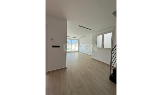 Odsprzedaż - Villa Penthouse - Torrevieja - aguas nuevas