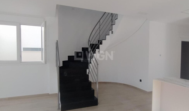 Odsprzedaż - Villa Penthouse - Torrevieja - aguas nuevas