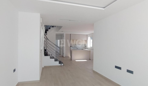 Odsprzedaż - Villa Penthouse - Torrevieja - aguas nuevas